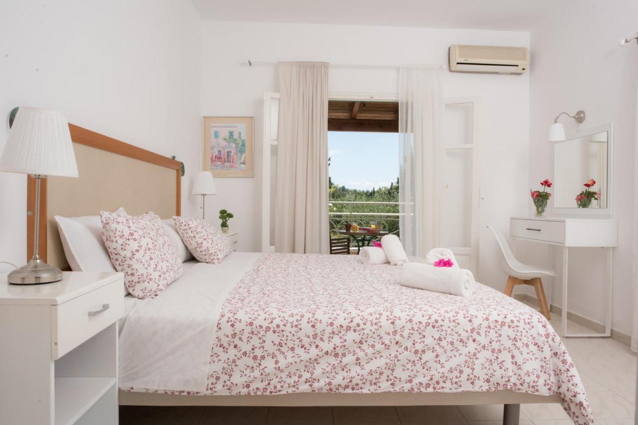 Averto Corfu Apartments Dassiá Exteriér fotografie